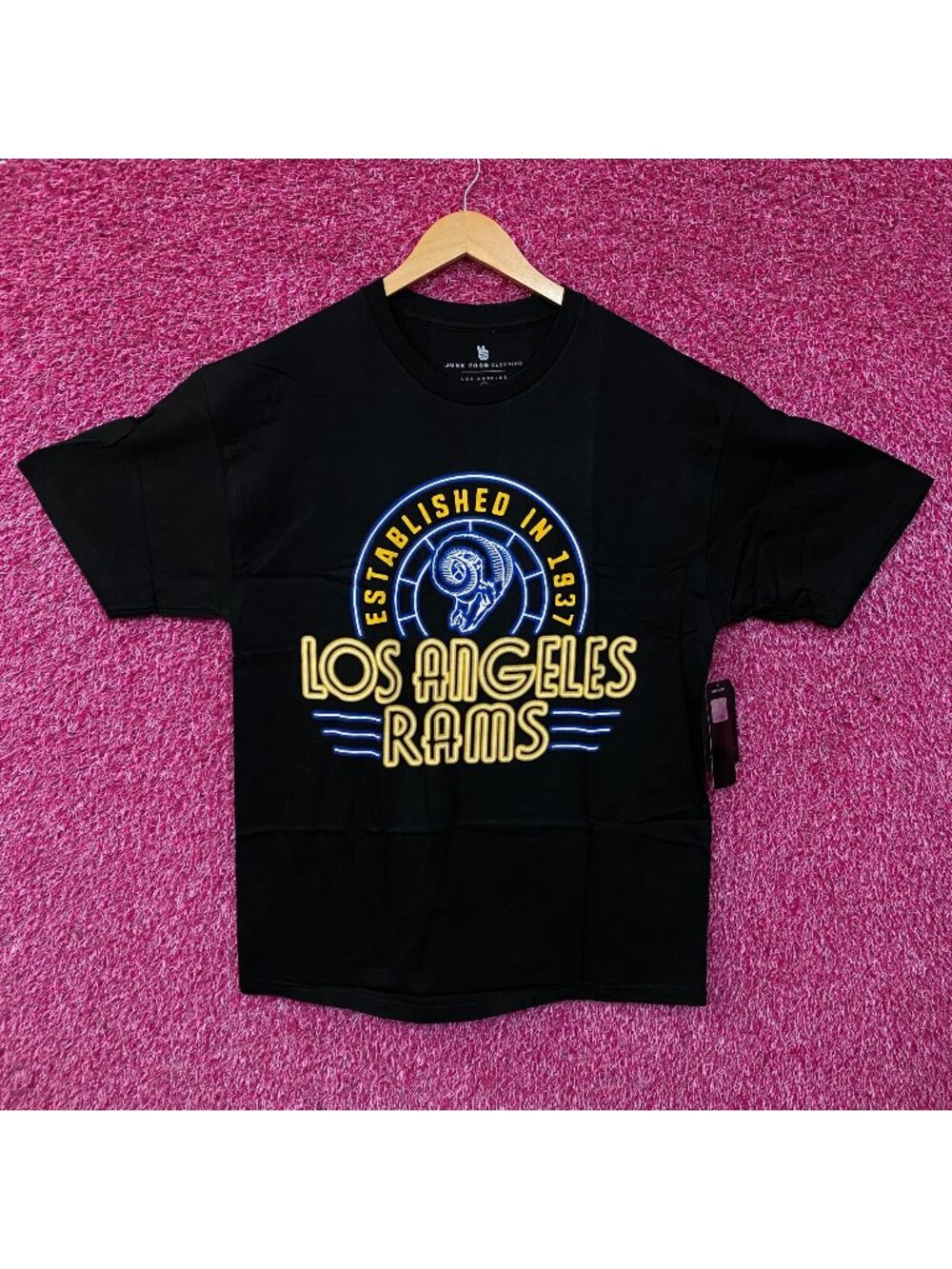 Junk Food Clothing Los Angeles Rams Est 1937 Neon Graphic T-Shirt Large